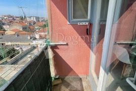 Ugodan stan na fantastičnoj lokaciji, Pula, Appartment