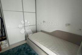 RIJETKOST!! NJIVICE NOVOGRADNJA 300M OD MORA, Omišalj, Apartamento