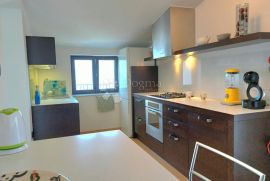 Martinkovac 3s + db -najam, Rijeka, Apartamento