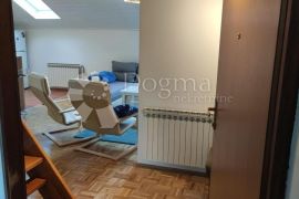 DVOETAŽNI STAN BLIZU REMIZE, Trešnjevka - Sjever, Appartment