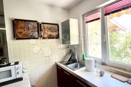 Stan sa dvorištem u Rovinjskom Selu, Rovinj, Apartamento