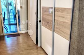 Stan sa vrtom Novigrad- Mareda, Novigrad, Appartment