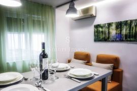 BELVEDER, 2 novouređena apartmana 1S+DB, 250 m do Korza!, Rijeka, Daire