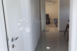 VODICE SRIMA – STAN  NA KORAK DO MORA  - PRIZEMLJE, Vodice, Appartment