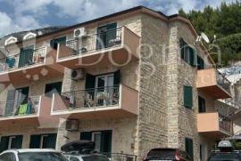 Samostojeća Villa s 9 apartmana - Nemira !!!, Omiš, Maison