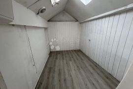 Stan za totalnu renovaciju kod trga bana Jelačića, Donji Grad, Appartement