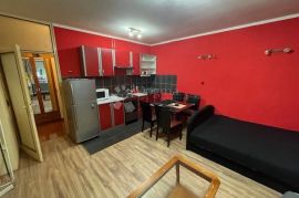 Podmurvice -30m2,garsonjera uređena ,namještena, Rijeka, Flat