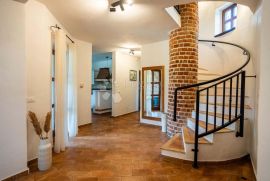 JEDNA OD 10 VILA-KOMPLEKSA-HERAKI-POREČ, Sveti Lovreč, Casa