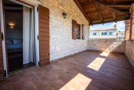 JEDNA OD 10 VILA-KOMPLEKS-HERAKI-POREČ, Sveti Lovreč, Casa