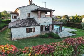 JEDNA OD 10 VILA-KOMPLEKS-HERAKI-POREČ, Sveti Lovreč, Casa