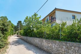 Kuća sa velikom okućnicom u blizini plaže, Mali Lošinj, Kuća