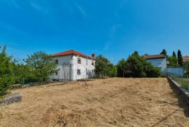 Kuća sa velikom okućnicom u blizini plaže, Mali Lošinj, House