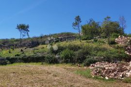 Građevinsko zemljište, okolica Plomina, Kršan, Terrain