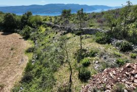 Građevinsko zemljište, okolica Plomina, Kršan, Terrain