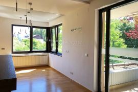 SREBRNJAK - VRHUNSKI STAN ZA NAJAM 150m2+400m2, Maksimir, Apartamento