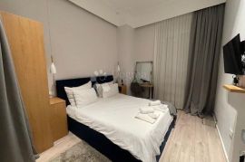 RIJEKA u samom centru grada prodajemo nekretninu s pet apartmana, Rijeka, Stan