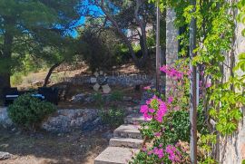 ZLARIN, jedinstvena vila i građevinska parcela nadomak mora sa spektakularnim pogledom, Šibenik - Okolica, Kuća