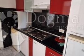 Bulevard-33.72m2,3s+db + okućnica od cca 200m2, Rijeka, Appartement