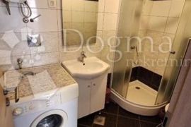 Bulevard-33.72m2,3s+db + okućnica od cca 200m2, Rijeka, Flat