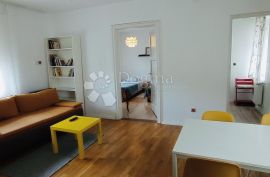 Vrhunska kuća s pet apartmana, Črnomerec, Casa