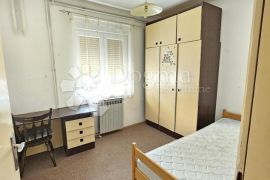 DONJA VEŽICA ETAŽA KUĆE 2S+DB, Rijeka, Appartment