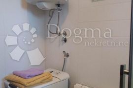 Zadar, Stanovi - Jeftin stan u mirnom dijelu grada, Zadar, Apartamento