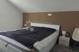 Zadar, Stanovi - Jeftin stan u mirnom dijelu grada, Zadar, Apartamento