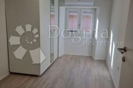 BUJE - ODLIČAN STAN U CENTRU, Buje, Apartamento