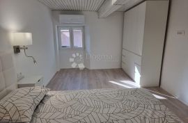 BUJE - ODLIČAN STAN U CENTRU, Buje, Apartamento