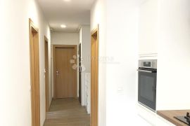 TOP STAN NA SUPER LOKACIJI, Gornja Dubrava, Appartement