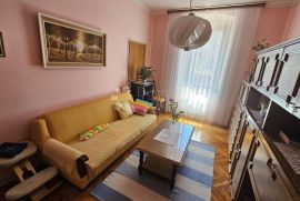 Stan + Apartman + Garaža + Konoba + Vrt, Pula, Daire