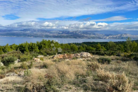 Poljoprivredna parcela na otoku Braču, Supetar, Tierra