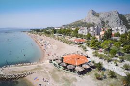 FANTASTIČAN STAN PRVI RED DO MORA 64 M2, OMIŠ, Omiš, Stan