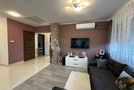 Pobri, 3S+DB, 2 parkirna mjesta, Opatija - Okolica, Appartement