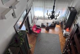 Stan Klovićeva dvoetažni, Maksimir, Apartamento