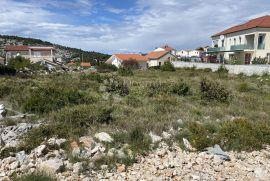 Građevinsko zemljište nedaleko od mora, Rogoznica, Terrain