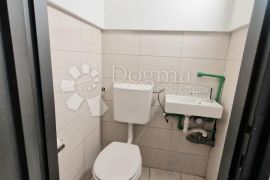 PEĆINE - ODLIČAN POSLOVNI PROSTOR, Rijeka, Gewerbeimmobilie