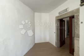 RIJETKOST! Povoljan apartman u Bribiru, Vinodolska Općina, Daire