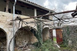 Starina u zaleđu Crikvenice, Vinodolska Općina, بيت