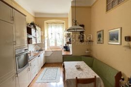 BELVEDER, VELIKI STAN S 2 ZASEBNA ULAZA, Rijeka, Apartamento