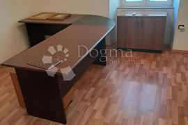 Strogi centar Rijeke - ured, Rijeka, Propiedad comercial