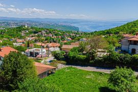 STARINA NA ODLIČNOJ POZICIJI SA OTVORENIM POGLEDOM NA MORE, Matulji, Casa