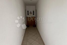 Apartman Kartobag s panoramskim pogledom na more, Karlobag, Kвартира