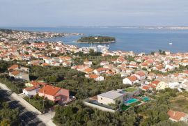 OTOK UGLJAN - GRAĐEVINSKO ZEMLJIŠTE S POGLEDOM NA MORE, Preko, Tierra