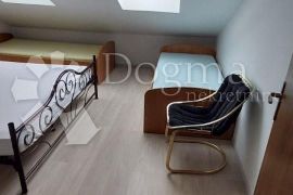 NOVO ADAPTIRANI APARTMANČIĆ U SELCU, Crikvenica, شقة