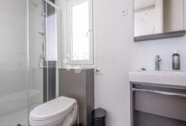 Novalja, Mobilna Kuća u Kampu 40m2 + 50m2 okućnice, Novalja, Kвартира