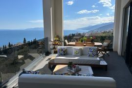 OPATIJA Ekskluzivna nekretnina 227m2-s nevjerojatnim pogledom na Opatiju, Opatija, Flat