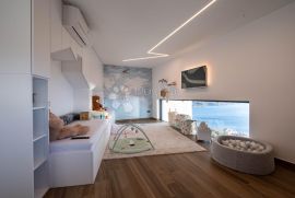 OPATIJA Ekskluzivna nekretnina 227m2-s nevjerojatnim pogledom na Opatiju, Opatija, Flat