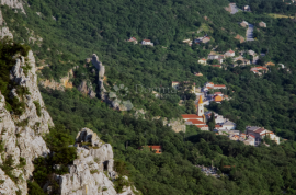 Grižane - atraktivan građevinsko-poljoprivredni teren, Vinodolska Općina, Terreno