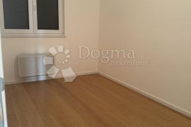 Kostrena, predivan novo-uređen kompletno namješten 2S+DB, top pogled, najam!, Kostrena, Flat